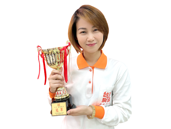 游瓊儀