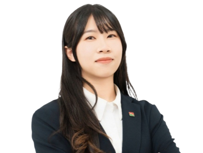 李佳怡